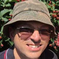 Cliff Hardy's Instagram, Twitter & Facebook