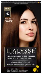 I capelli color cannella stanno bene a chi ha un incarnato chiaro, occhi verdi o azzurri. Lialysse Hair Color Cream On Behance