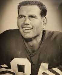 Ellery Williams's Instagram, Twitter & Facebook