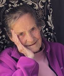 Chris Hopper's Instagram, Twitter & Facebook