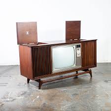 Mid century modern rca victor deluxe console television tv working rare color. Mid Century Modern Stereo Console Rca Victor Record Player Radio Danish Solid Walnut Working Serviced Color Tv Mid Century Sacramento