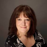 30+ perfiles de «Hilary»