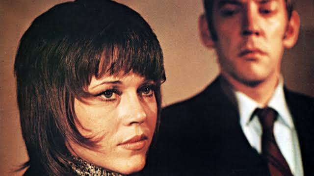 Reframe: Klute – Awards Daily