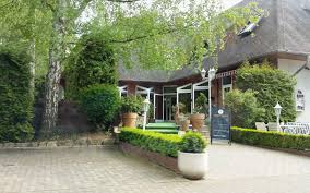 Wecke hühnerkropf 5 06366 köthen anhalt tel. Fotos Von Hotel Haus Am Park Restaurant Eisdiele Dieskau Kabelsketal Abasix
