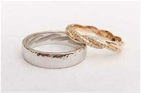 Twist Wedding Band Matching Wedding Bands Where The Grooms Band Has The Imprint Of The Brides Ring On The Insid Mens Wedding Bands Groom Ring Gold Wedding Band