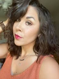 Marianne Oconnor's Instagram, Twitter & Facebook