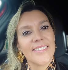 𝗣𝗘𝗥𝗙𝗜𝗟 𝗗𝗢 𝗖𝗔𝗡𝗗𝗜𝗗𝗔𝗧𝗢