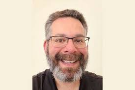 Benovitz continues magical season by bowling 800 series