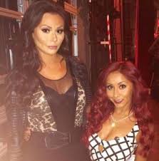 Learn the facts, costs, and dangers of cosmetic surgery for men which has been gaining popularity more and more every year. Snooki Announces That Jwoww Is Getting Her Plastic Surgery For Christmas The Ashley S Reality Roundup