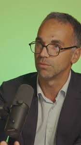 The newest episode of The Pathway to Peak Performance is now live! I sat  down with Erin Keyes, MPH, MBA, for a meaningful conversation