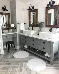 25 Stunning Rug Bathroom Ideas And Makeover Bathroom Remodel Master Farmhouse Master Bathroom Master Bath Renovation