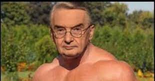 No właśnie, pewnie zastanawiacie się, dlaczego was tutaj zebrałem. Sznuk