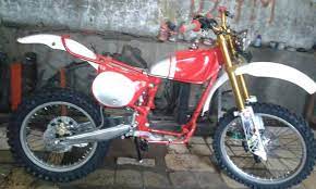 Maybe you would like to learn more about one of these? Jual Paket Rangka Trail Jadul Tanpa Mesin Pnp Semua Mesin Motor Roling Sasis Klasik Di Lapak Kabisamx Trailshop Bukalapak