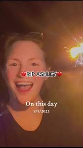 Nichole King's Instagram, Twitter & Facebook