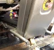 牛達のかゆいを解決する働き者、巨大ブラシ『happy cow ...