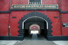 Your current browser isn't compatible with soundcloud. Fort Van Der Wijck Gombong Fort Indonesie