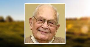 Toni Moody's Instagram, Twitter & Facebook