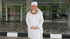 Places jakarta, indonesia tutor/teacher kh tengku zulkarnain. Bvcmp9ssb T Qm
