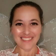 Amber Heyman's Instagram, Twitter & Facebook