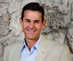 Pablo Taquechel's Instagram, Twitter & Facebook