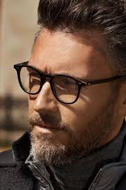 Epingle Par Veysi Atug Sur Gozluk Lunettes Homme Tendance Lunettes De Vue Homme Lunettes Homme