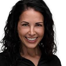 Marianne Arcieri's Instagram, Twitter & Facebook