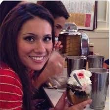 Mallory Livingston's Instagram, Twitter & Facebook