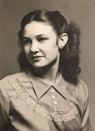 My beautiful Mom, Vivian Barber Pringle. Born in Greenville, SC later moved  to St Augustine, FL❤️ My Dad and Mom when they married. William Ray Pringle  born in Espanola, FL.