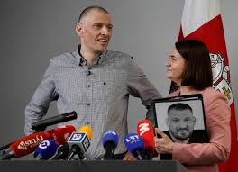 Sonia Arora Porn Video - Up Close Action