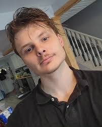 Daniel Lanigan's Instagram, Twitter & Facebook