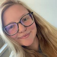 Breanna Berry's Instagram, Twitter & Facebook