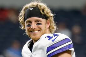 Wide receiver cole beasley addressed the media after practice topics include; Nfl Players Losing Their Minds Over Cole Beasley S Rap Album