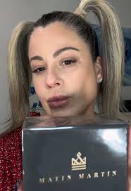 BEAUTIFUL FRAGRANCE LADY ROZA: Una Fragancia Única