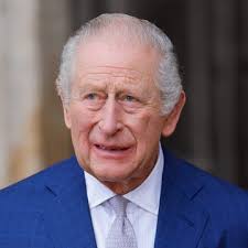 Los príncipes de Gales, Guillermo y Kate, comparten un posado de George en  su décimo cumpleaños