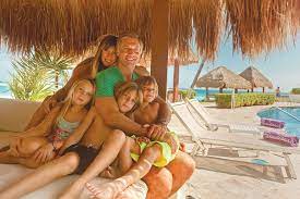 Hace años que fantaseaban con este desde que fueron padres de ian (10) y los mellizos cloe (7) y alan (7), horacio cabak (43) y. Horacio Cabak En Mi Familia Sobra Amor La Nacion