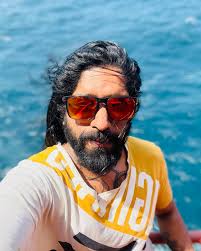 Krishnan Unni (@existence_doubtful_) • Instagram photos and videos