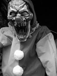 Tattoo ideas on the socials. Pin Van Andrea Kal Op Own Clown Clo Clowns Horror Clown