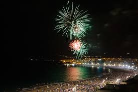 La notte di san giovanni: Notte Di San Juan Il 23 Giugno Tra Falo E Fuochi D Artificio Itbarcellona
