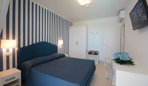 Hotel, residence, camping, consigli e molto altro! Residence La Villa Appartamenti Sul Mare A Tortoreto Lido In Abruzzo