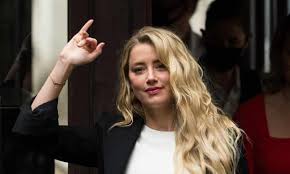Amber laura heard was born in austin, texas, to patricia paige heard (née parsons), an internet researcher, and david c. How Amber Heard Stood Alone Against A Hollywood Superstar Amber Heard The Guardian