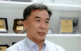 Kyungsoo Kim (lawyer)