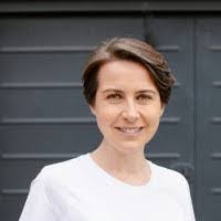 Lucinda Saunders's Instagram, Twitter & Facebook