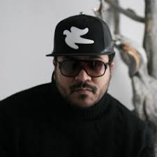 Stream Sucre Sacre from EP "Postcards From Strangers" by MateoSenolia