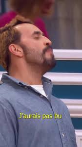 Remix de la saison 3 de LOL : qui rit, sort !