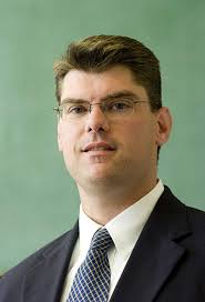 New town administrator adapts to new environment