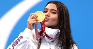 Paralympic Swimmer Anastasia Pagoniss Bubbly TikToks | PS Fitness