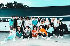 lights out pretty boys grunge outfits celebs