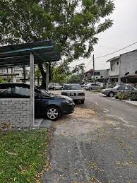 It will cost you quite a long time to search for a suitable parking space. Garaj Kereta
