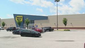 Police In York County Searching For Suspects Who Stole 88 Iphones From A Best Buy Abc27