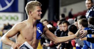 Andreas cornelius plays the position forward, is 28 years old and 193cm tall, weights 89kg. Andreas Cornelius Cornelius29 Twitter
